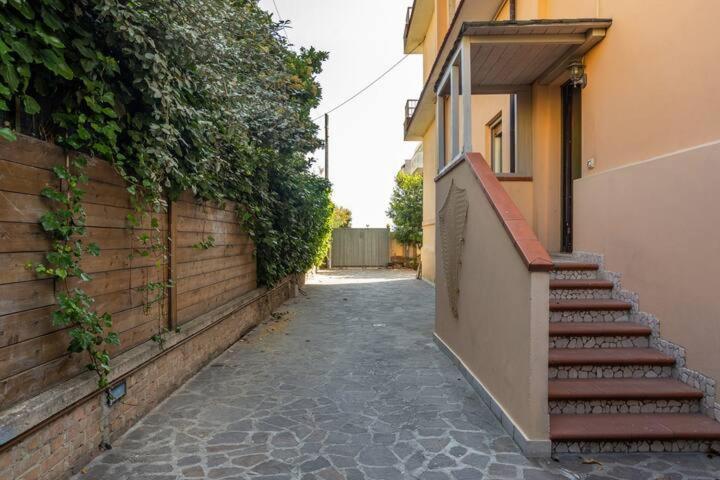 פסקרה Appartamento Fronte Mare Con Parcheggio Privato מראה חיצוני תמונה